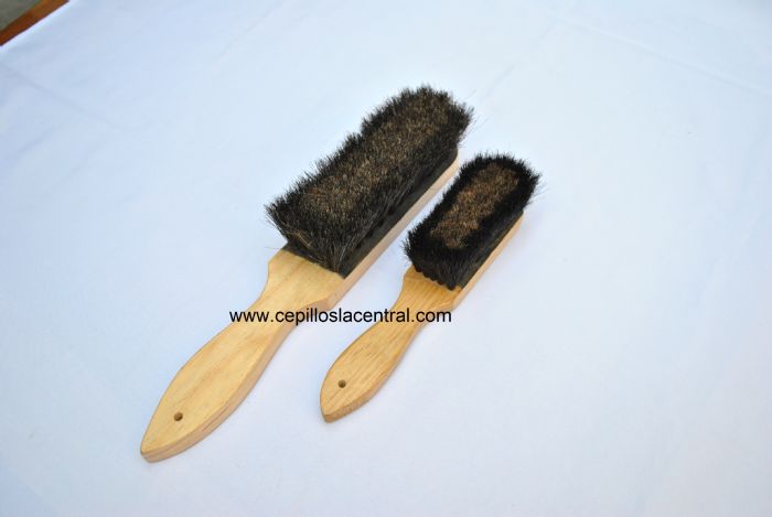 Cepillo mango curvo  - La central