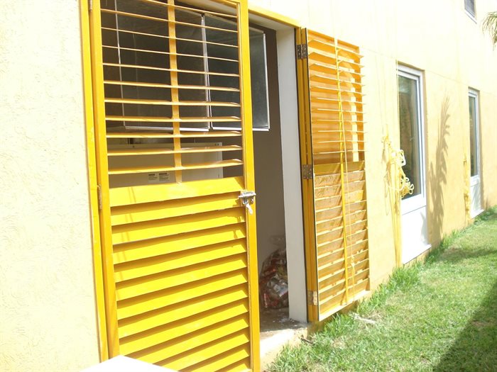 PUERTAS LOUVER CON VENTILACION - MEXICAN FIBERS