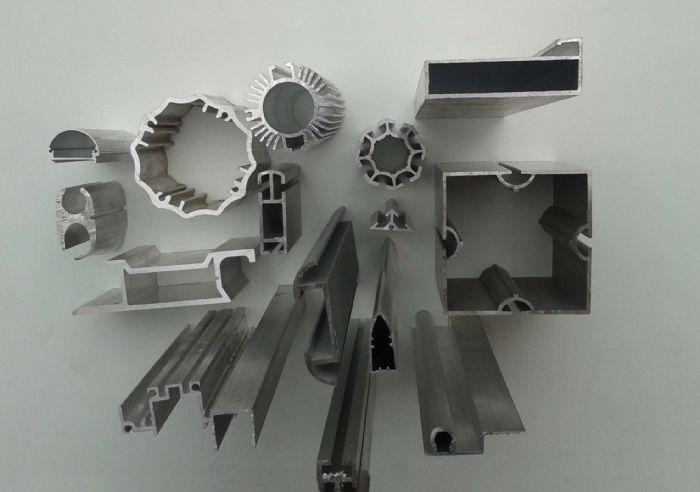perfiles especiales de aluminio - Propia