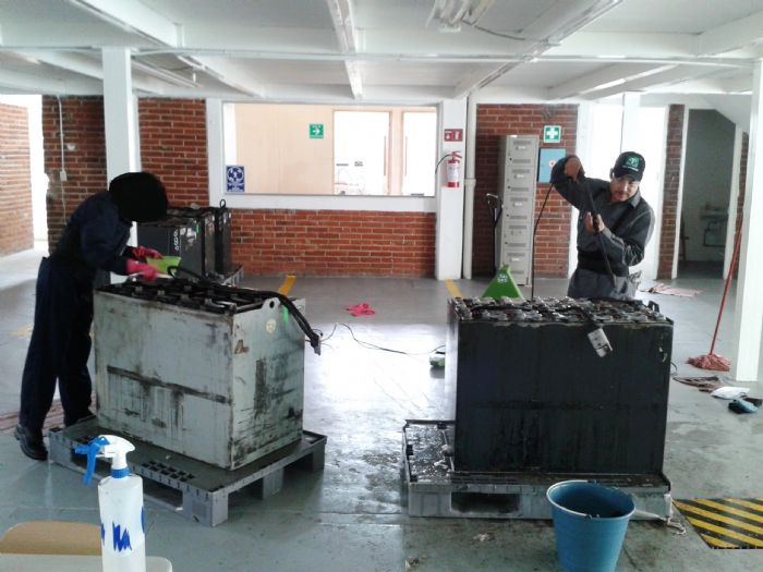 Regeneración de Baterías para Montacargas Eléctricos - BATTERY NEW LIFE MEXICO, S.A. DE C.V.