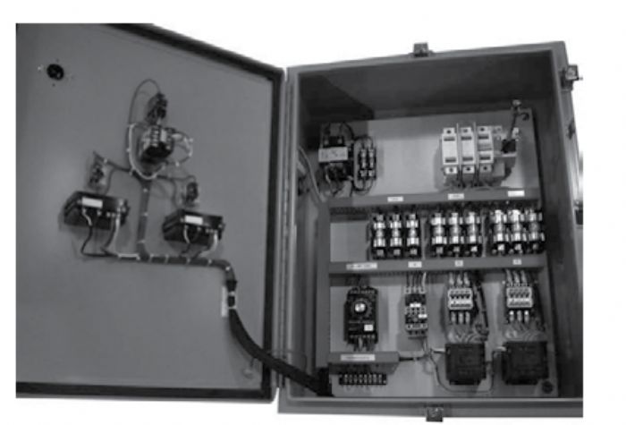 Contactores de Etapas  controladas por un control de pasos - WATTCO™
