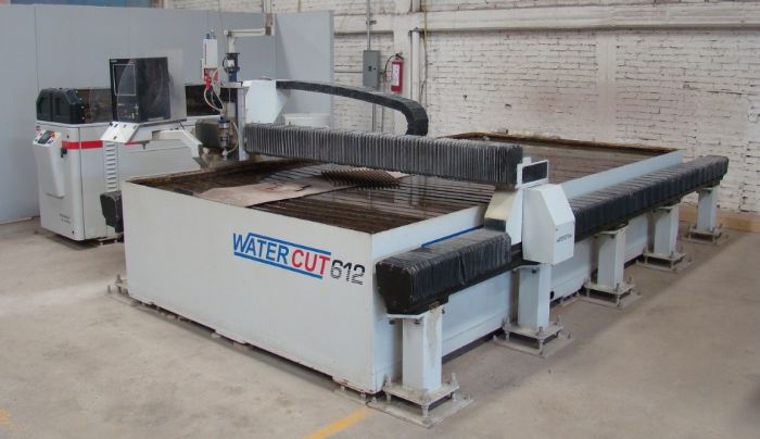 MAQUINA WATERJET seminueva - KMT