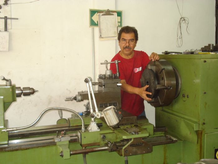 torno fresadora y rectificadora