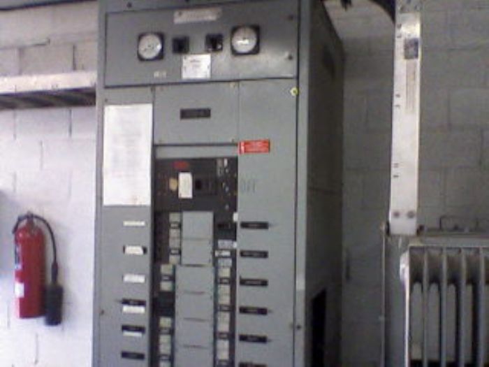 MANTENIMIENTO DE TABLEROS DE BAJA TENSION - 
