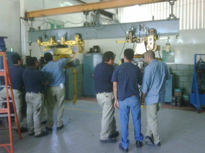 Entrenamiento de Operacion de Gruas Viajeras - 