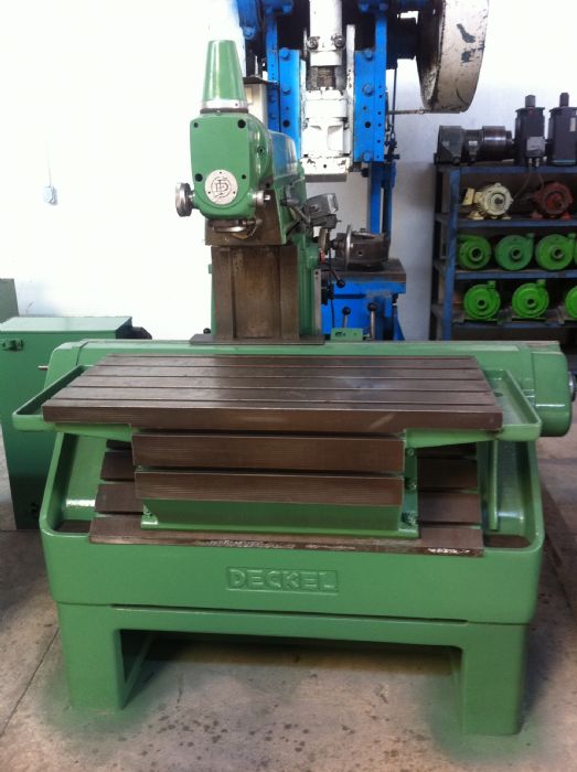 FRESADORA DECKEL - FRESADORA DECKEL HORIZONTAL VERTICAL PARA MATRICER