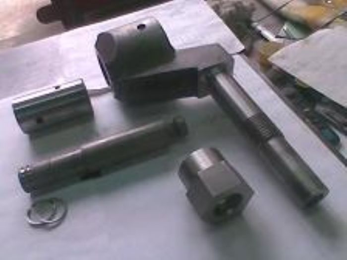 MAQUINADOS DE GARGANTA - 