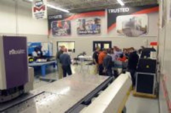 SOLUCIONES DE FABRICACION PARA DOBLEZ DE LAMINA - Mate Precision Tooling