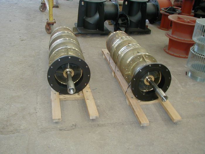 BOMBAS TIPO TURBINA VERTICAL - BNJ