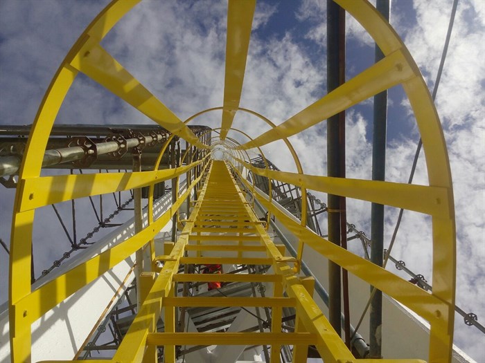 ESCALERAS DIELECTRICAS  - Mexican Fibers 