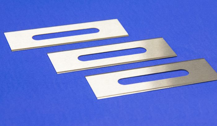 Cuchilla para Corte de Etiqueta - ADEK