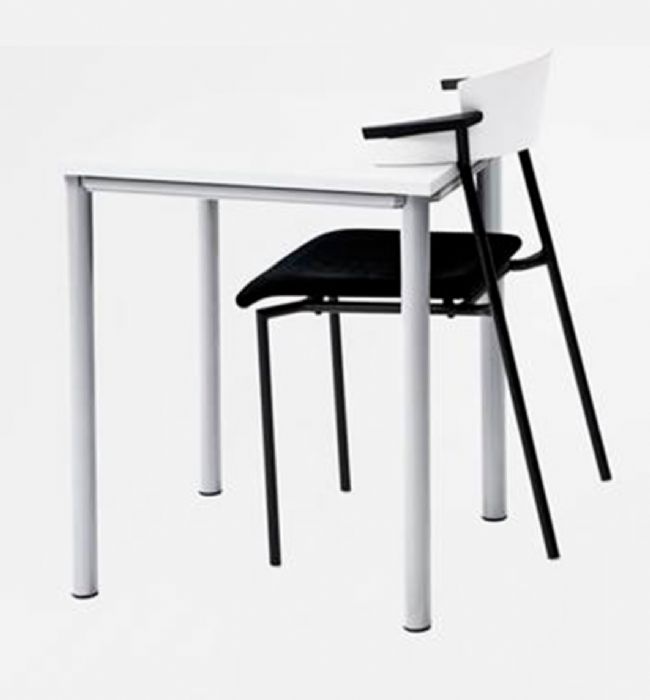 ESCRITORIO NIÑO - KINNARPS