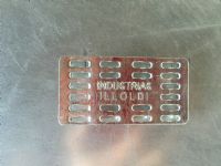 GRAPA DENTADA, PLACA MULTICLAVO, CHAPA DENTADA, CLAVO CHINO