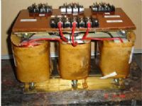 TRANSFORMADOR DE VOLTAJE DE ENTRADA DE 460 VOLTS